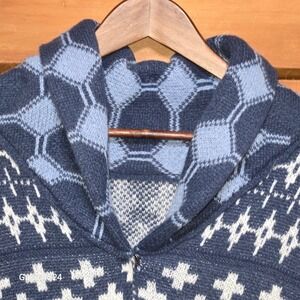 Geometric Knit Shawl Collar Quarter Zip Sweater Blue White Nordic Pattern
